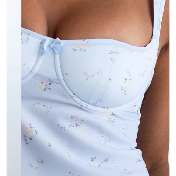 RUMORED LOVERBOY MINI DRESS - Picture 4 of 5